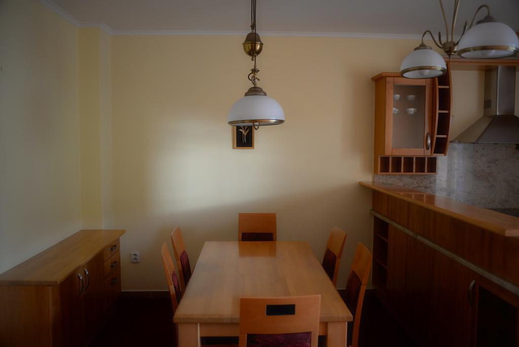 Harmony Hall Apartments Hradec Kralove Luaran gambar